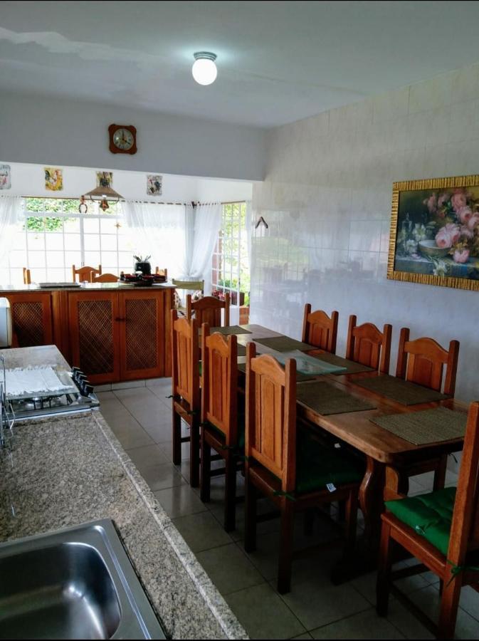 Casa Das Glicinias Perto Do Centro Villa Monte Verde  Dış mekan fotoğraf