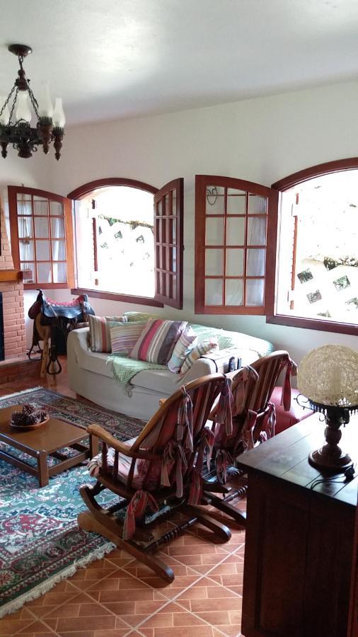 Casa Das Glicinias Perto Do Centro Villa Monte Verde  Dış mekan fotoğraf